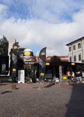 Clicca qui per vedere la pagina del grande formato